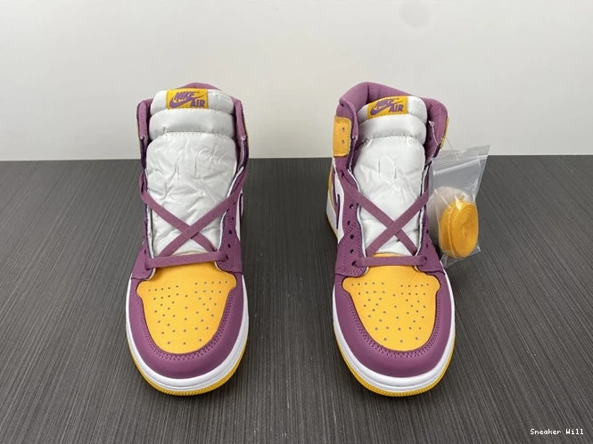 468 Jordan1 Retro 555088-706 OG DailyWear Brotherhood 0619
